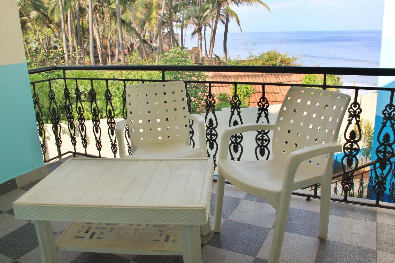 Lamel Cove Beach Resort Пондичери Екстериор снимка