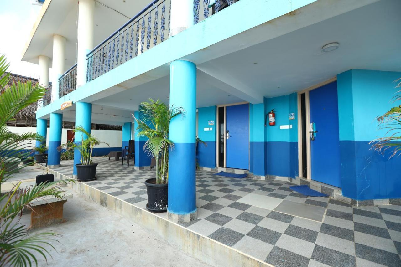 Lamel Cove Beach Resort Пондичери Екстериор снимка