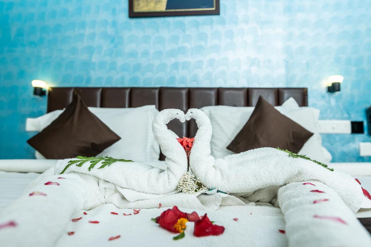 Lamel Cove Beach Resort Пондичери Екстериор снимка