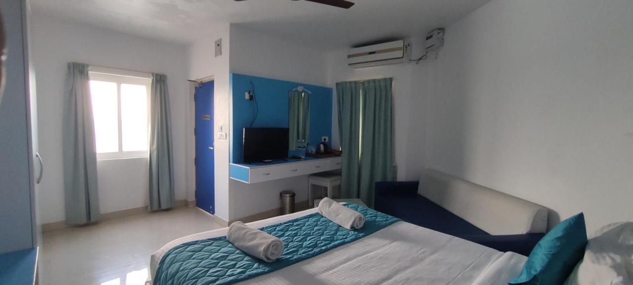 Lamel Cove Beach Resort Пондичери Екстериор снимка