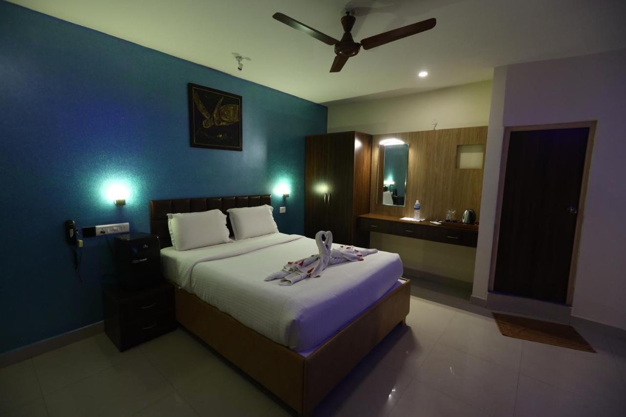 Lamel Cove Beach Resort Пондичери Екстериор снимка