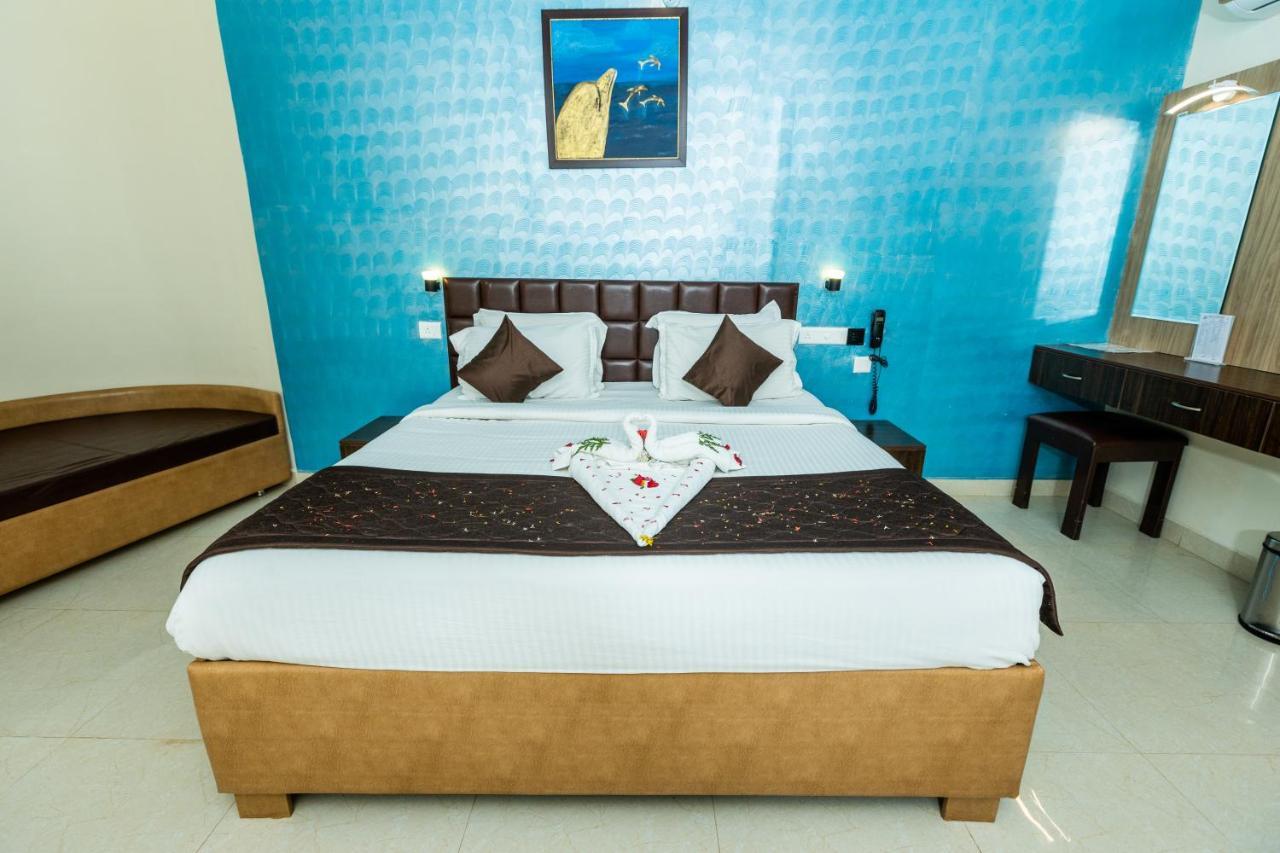 Lamel Cove Beach Resort Пондичери Екстериор снимка