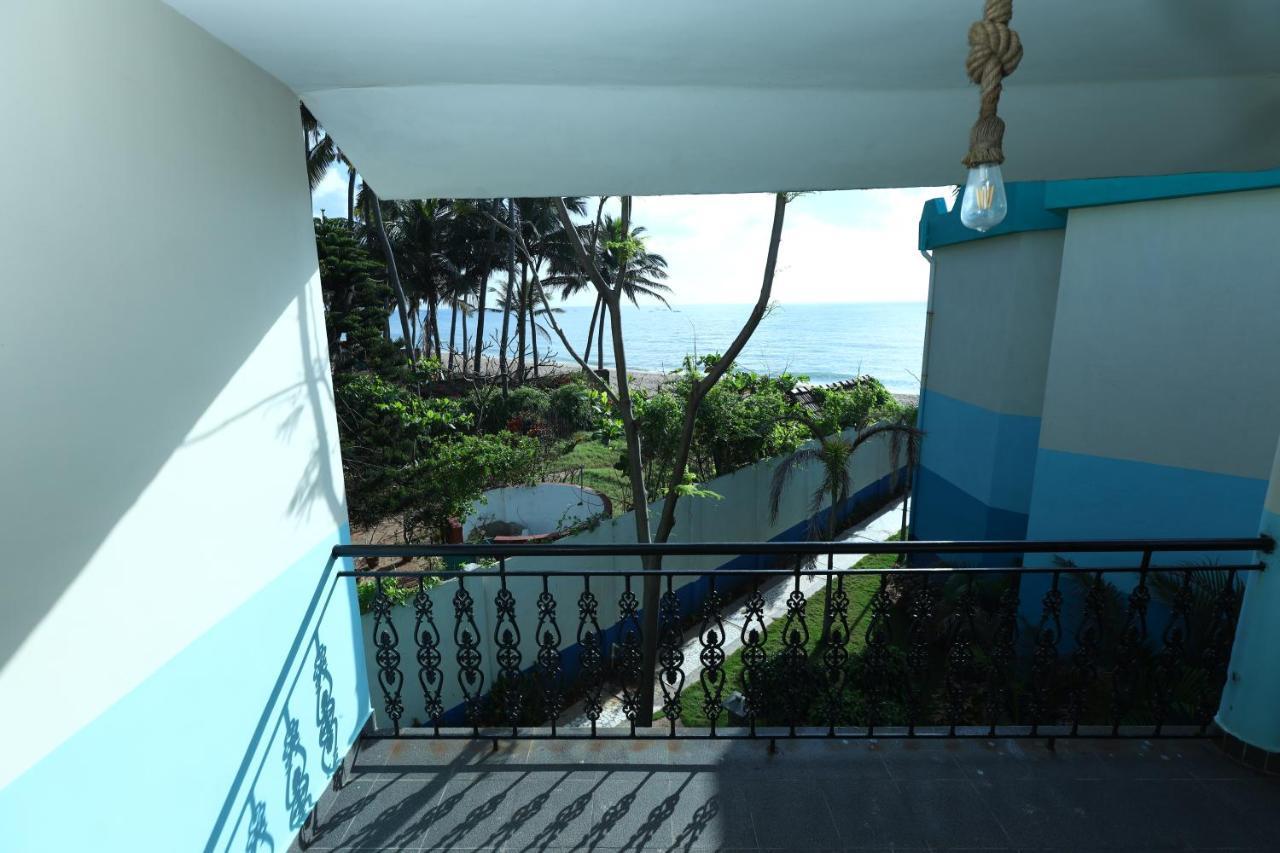 Lamel Cove Beach Resort Пондичери Екстериор снимка