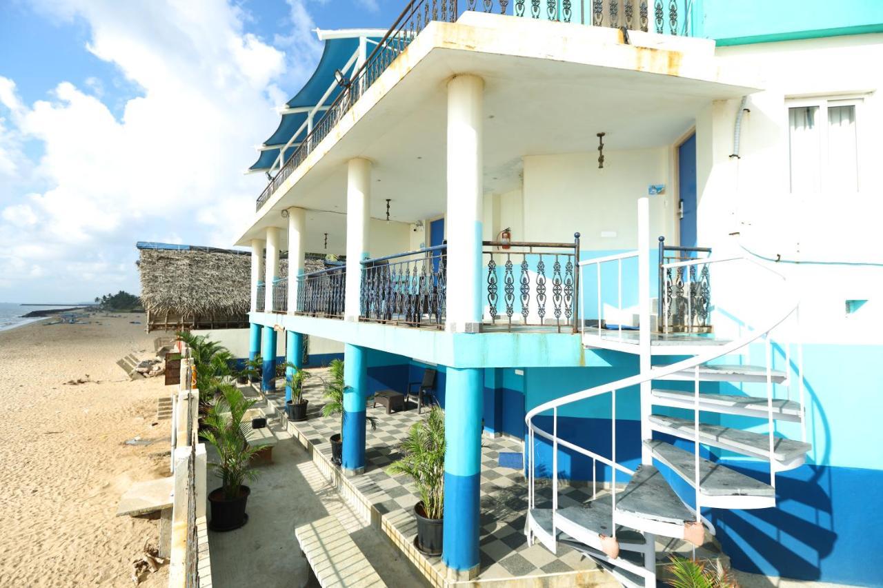 Lamel Cove Beach Resort Пондичери Екстериор снимка